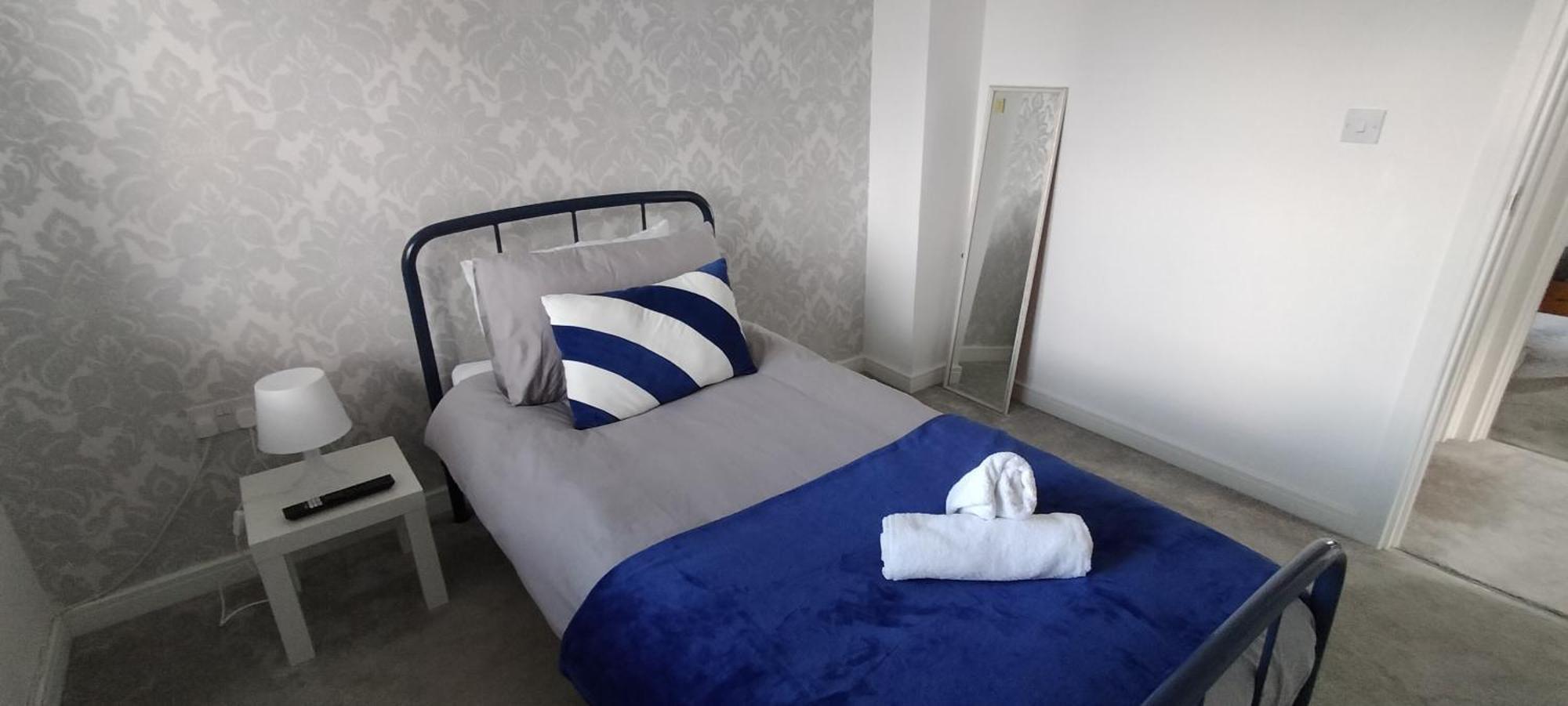 St Martins House In Birmingham Near Solihull And The Nec, Jlr, Hs2, Resorts World, Bear Grylls Centre And Birmingham Airport, With A Garage And Free Parking, Perfect For Contractors And Families! エクステリア 写真